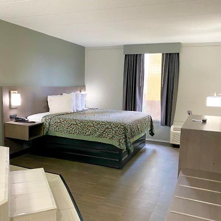 Days Inn By Wyndham Sharonville Exteriér fotografie