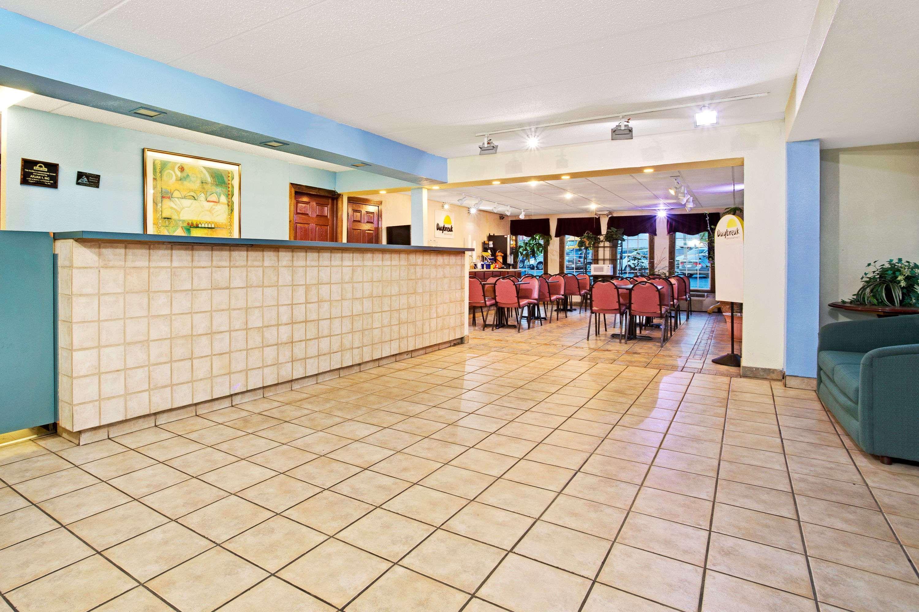 Days Inn By Wyndham Sharonville Exteriér fotografie