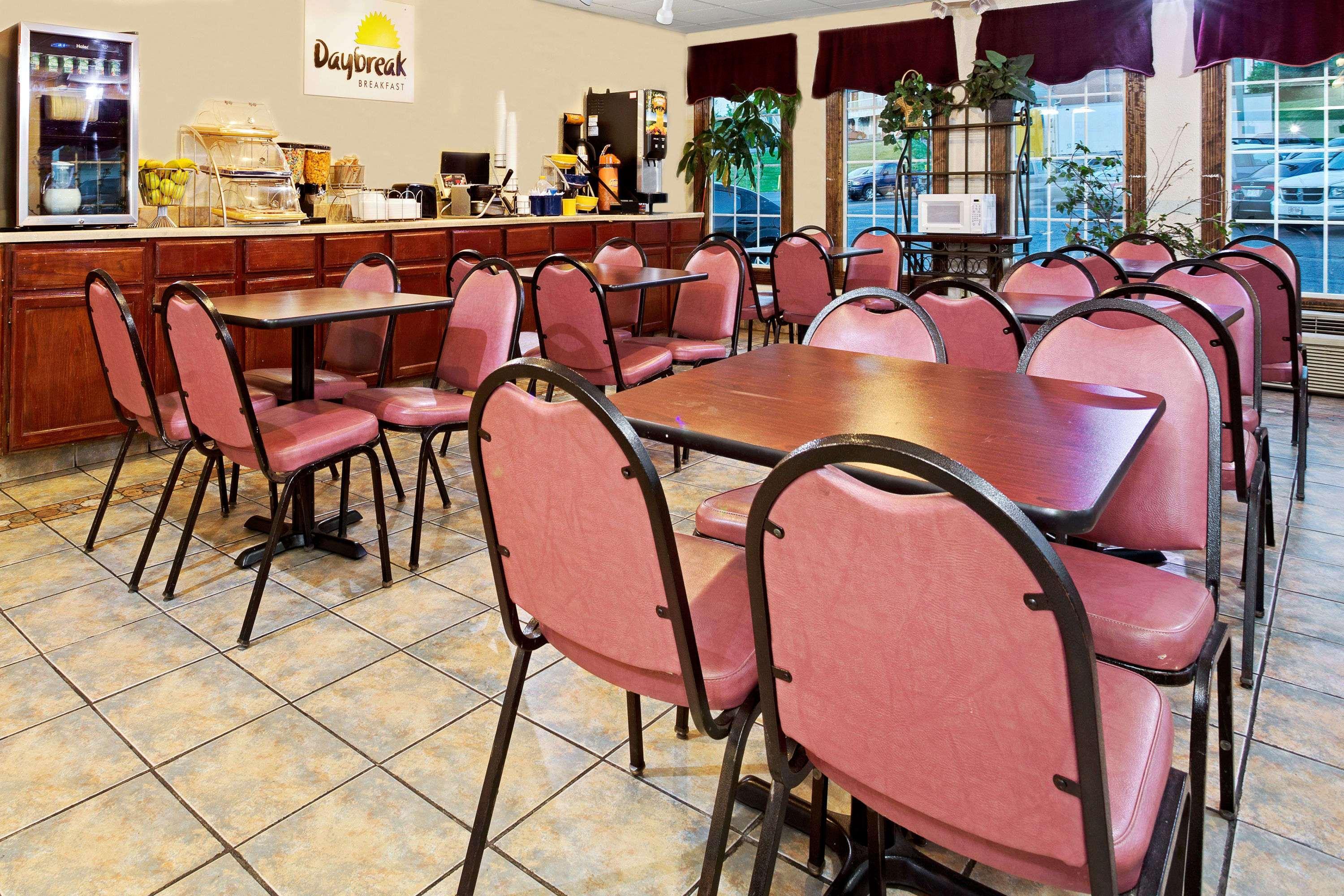 Days Inn By Wyndham Sharonville Exteriér fotografie