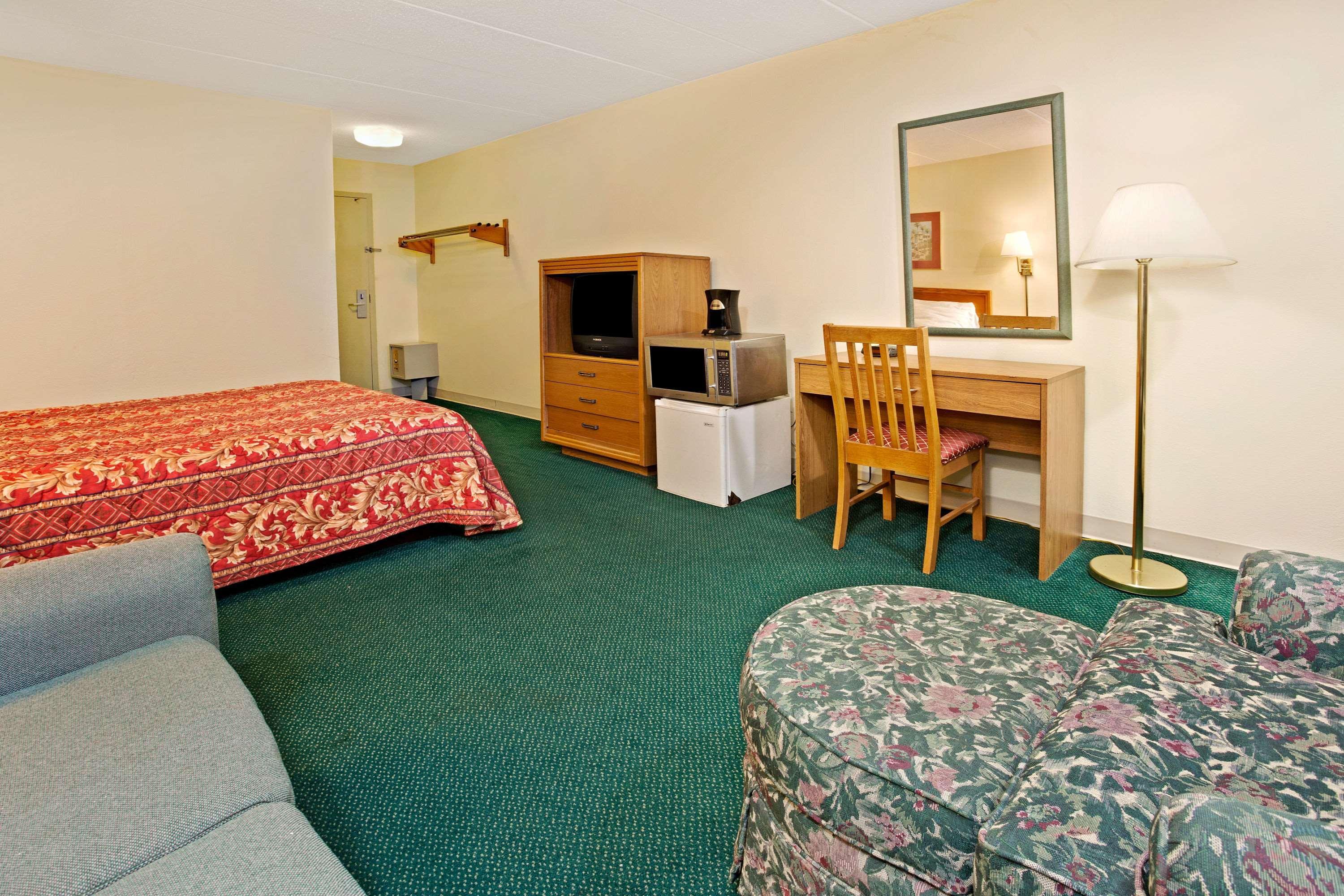 Days Inn By Wyndham Sharonville Exteriér fotografie
