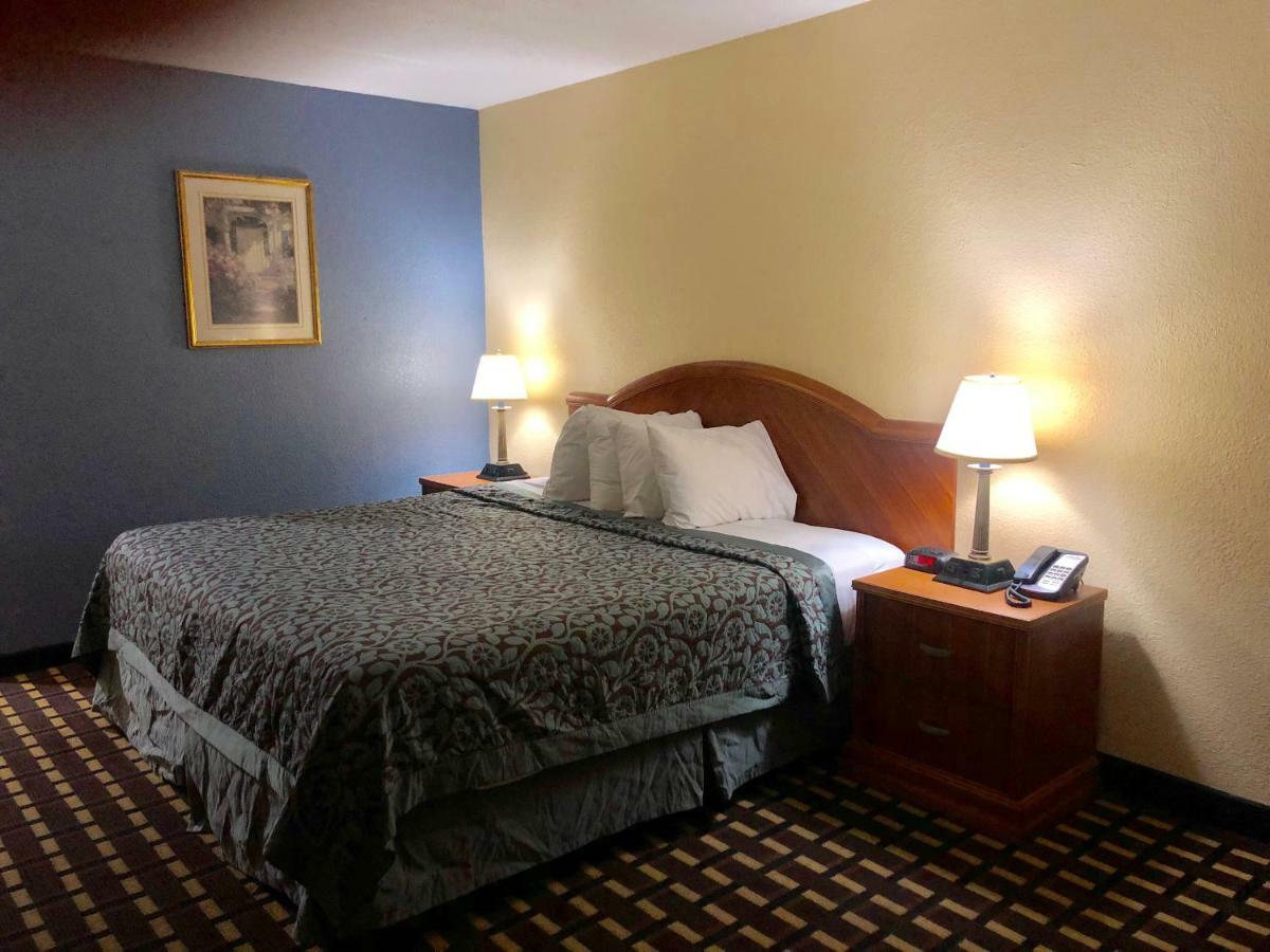 Days Inn By Wyndham Sharonville Exteriér fotografie