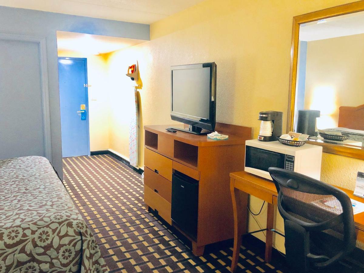 Days Inn By Wyndham Sharonville Exteriér fotografie