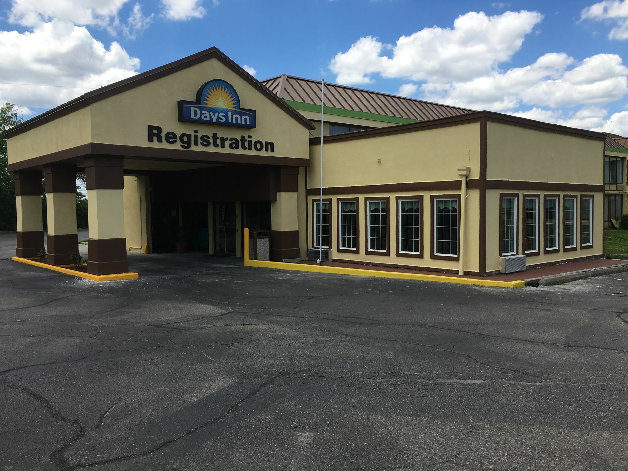 Days Inn By Wyndham Sharonville Exteriér fotografie